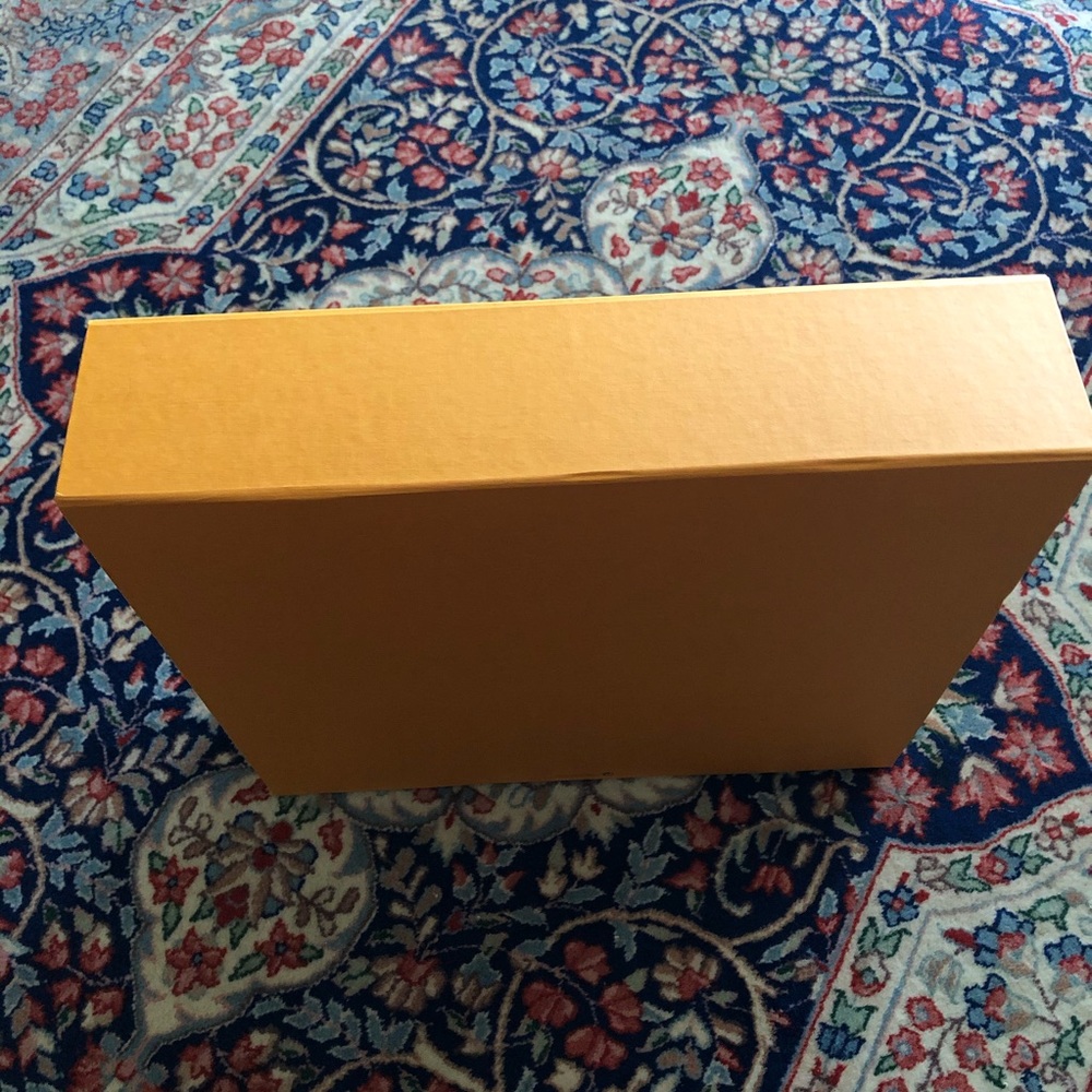 Authentic Louis Vuitton Empty Display Packaging - Picture 4 of 16